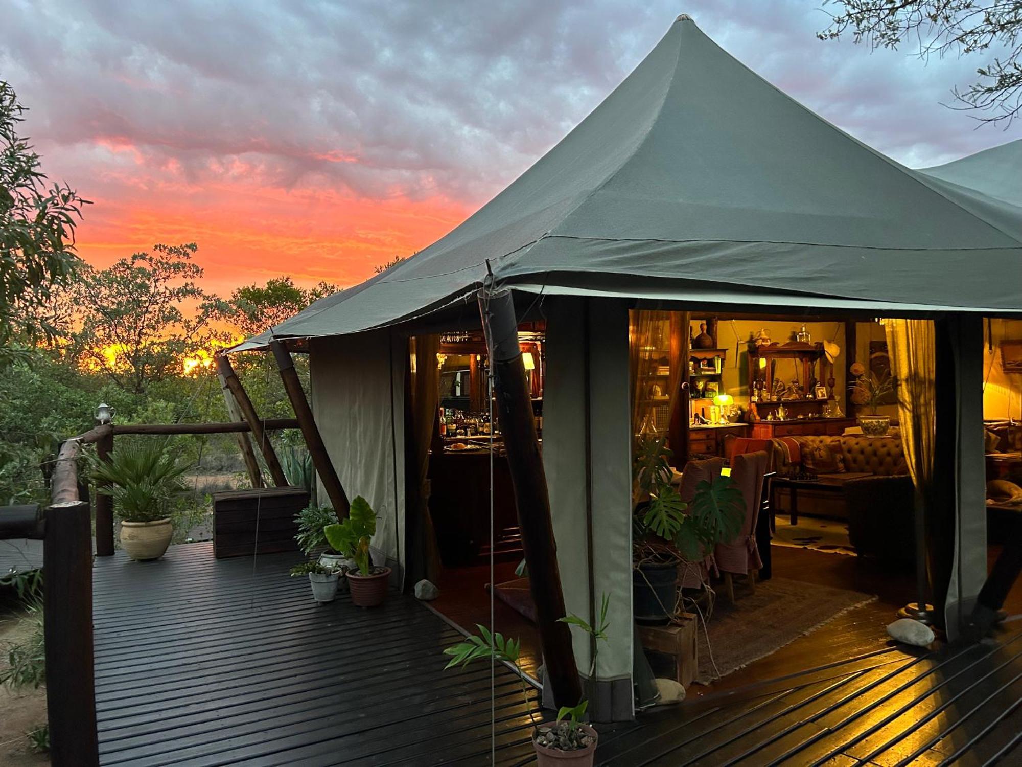 Out In Africa Wildlife Lodge Hammanskraal Luaran gambar